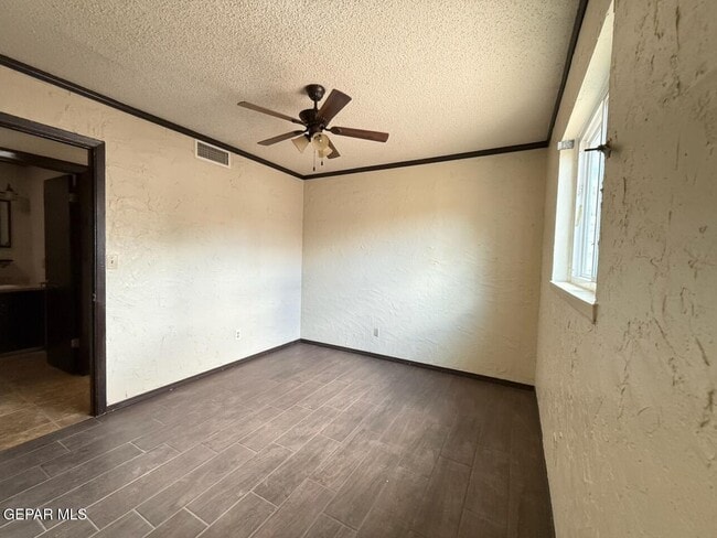 Building Photo - 966 Geronne Dr