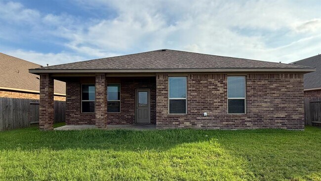 Building Photo - 23746 Piedmont Forest Dr