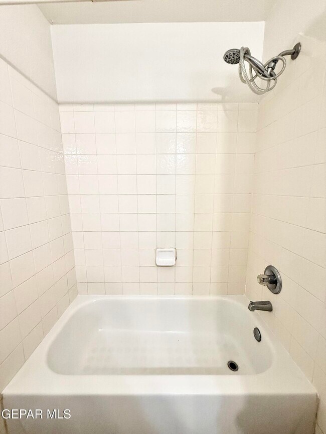 Building Photo - 12720 Tierra Mina Dr