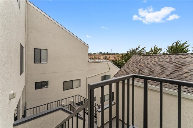 Building Photo - 1 Appian Way