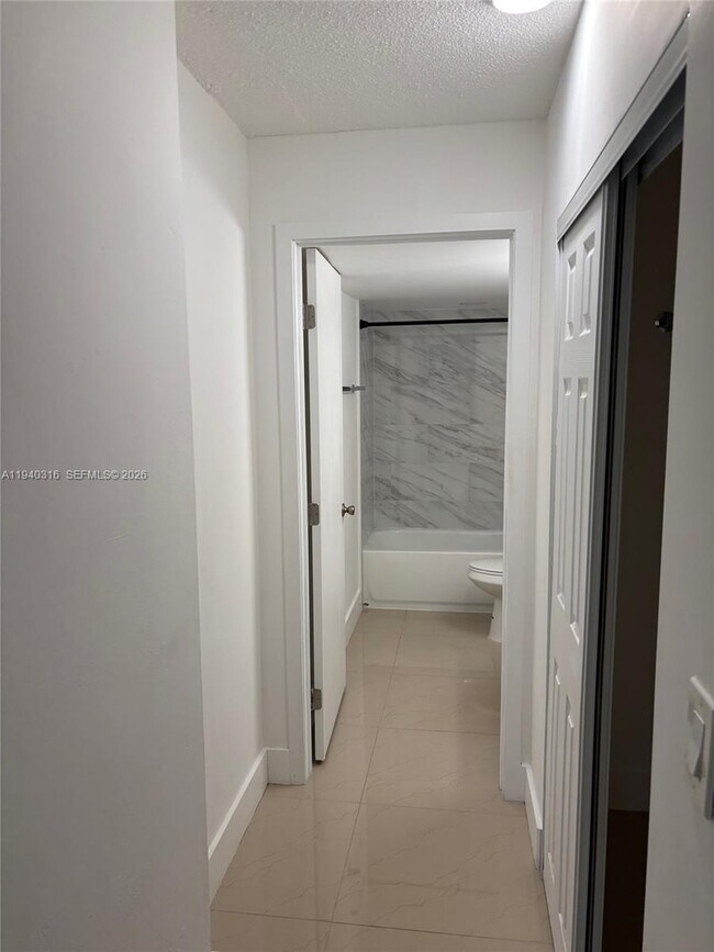 Building Photo - 1800 Sans Souci Blvd