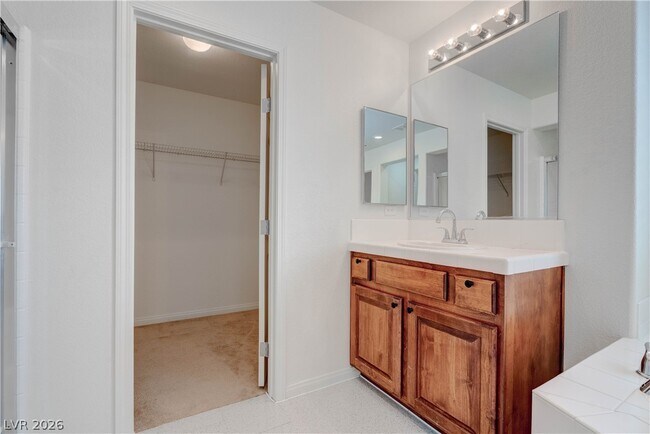Building Photo - 985 Noah Valley St