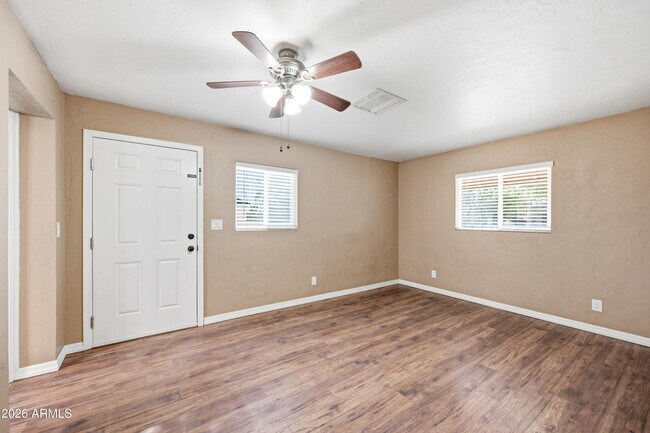 Building Photo - 1717 S 82nd St