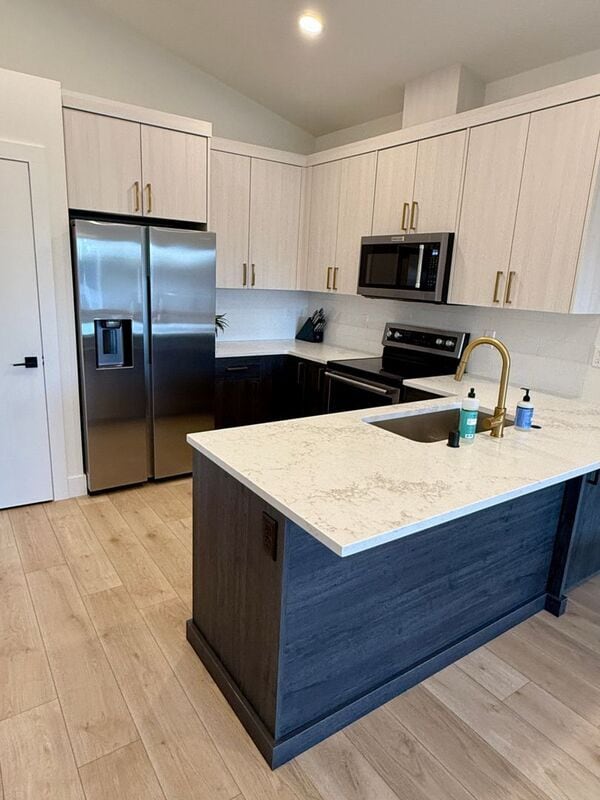 Building Photo - 4522 NE 59th Ave