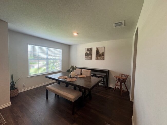 Building Photo - Spacious and Stylish, with over 2,500 sq ft Two-Story Home