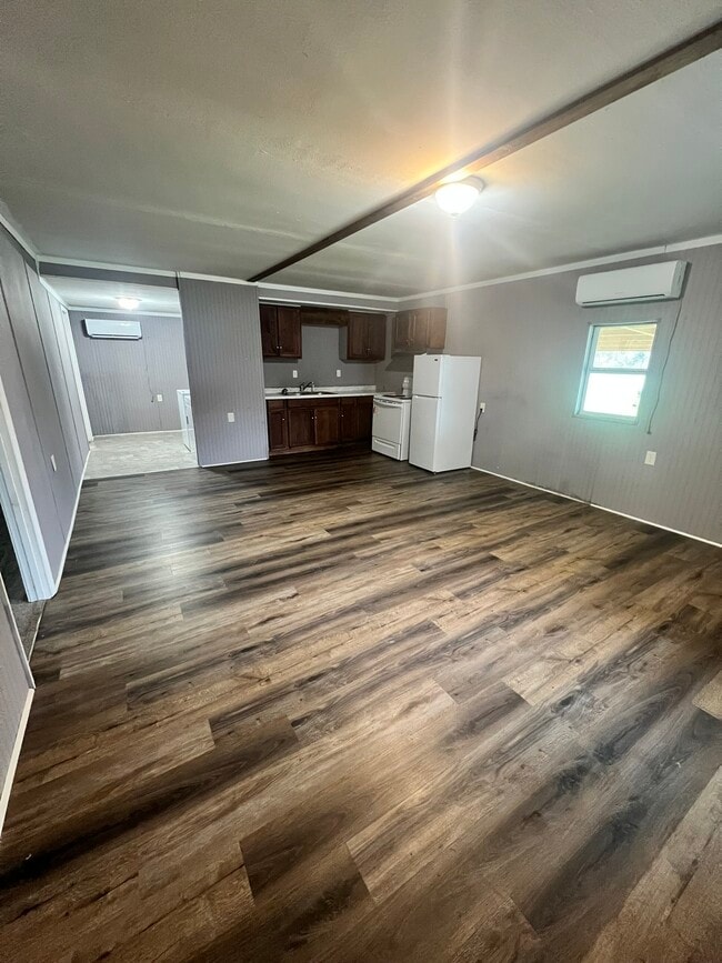 Building Photo - 1492 Joe Miller Rd