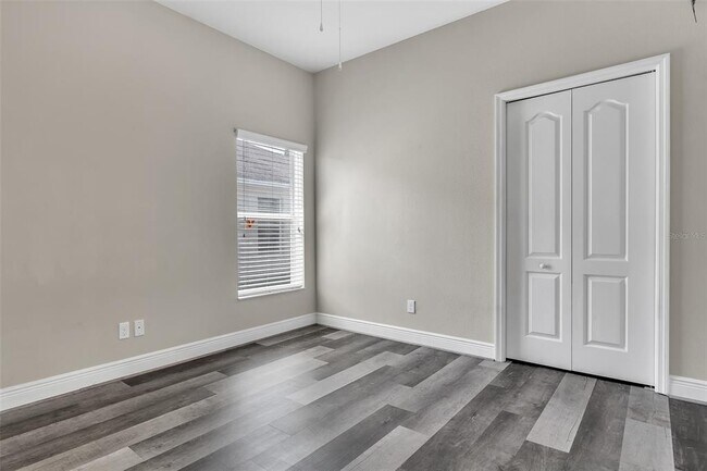 Building Photo - 12319 Rose Haven Blvd