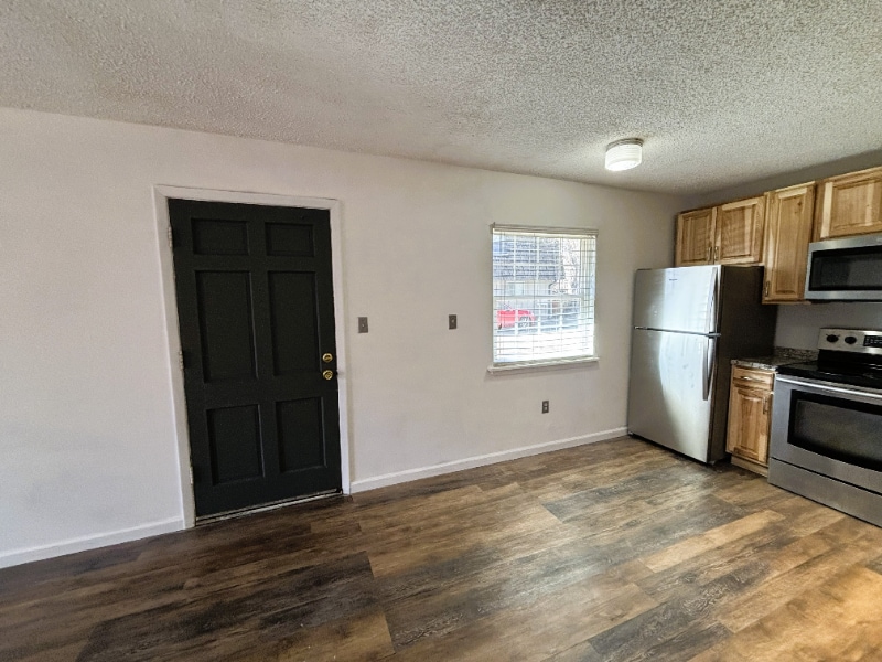 Building Photo - 3300 Madison Ave