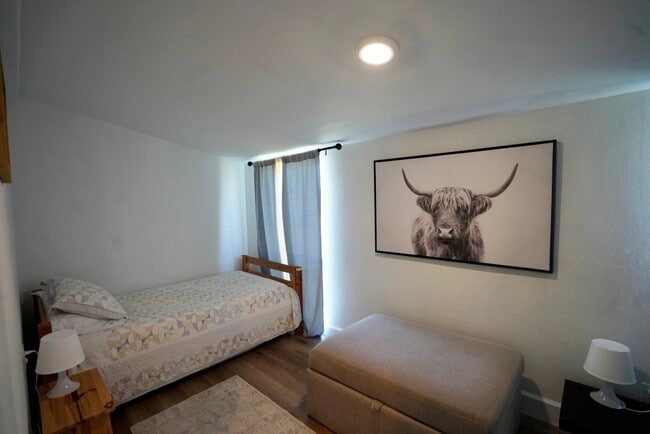 Building Photo - 4027 Surf Dr