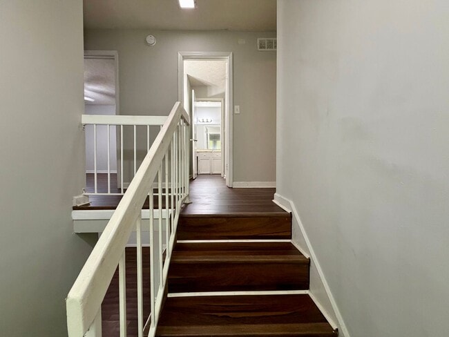 Building Photo - Welcome home!