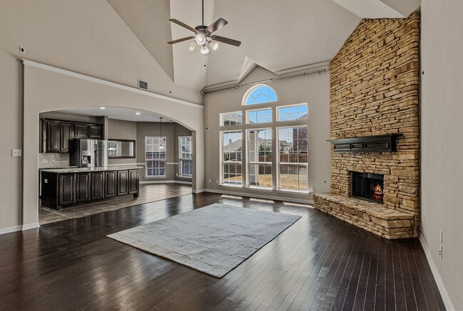 Building Photo - 14020 Sparrow Hill Dr