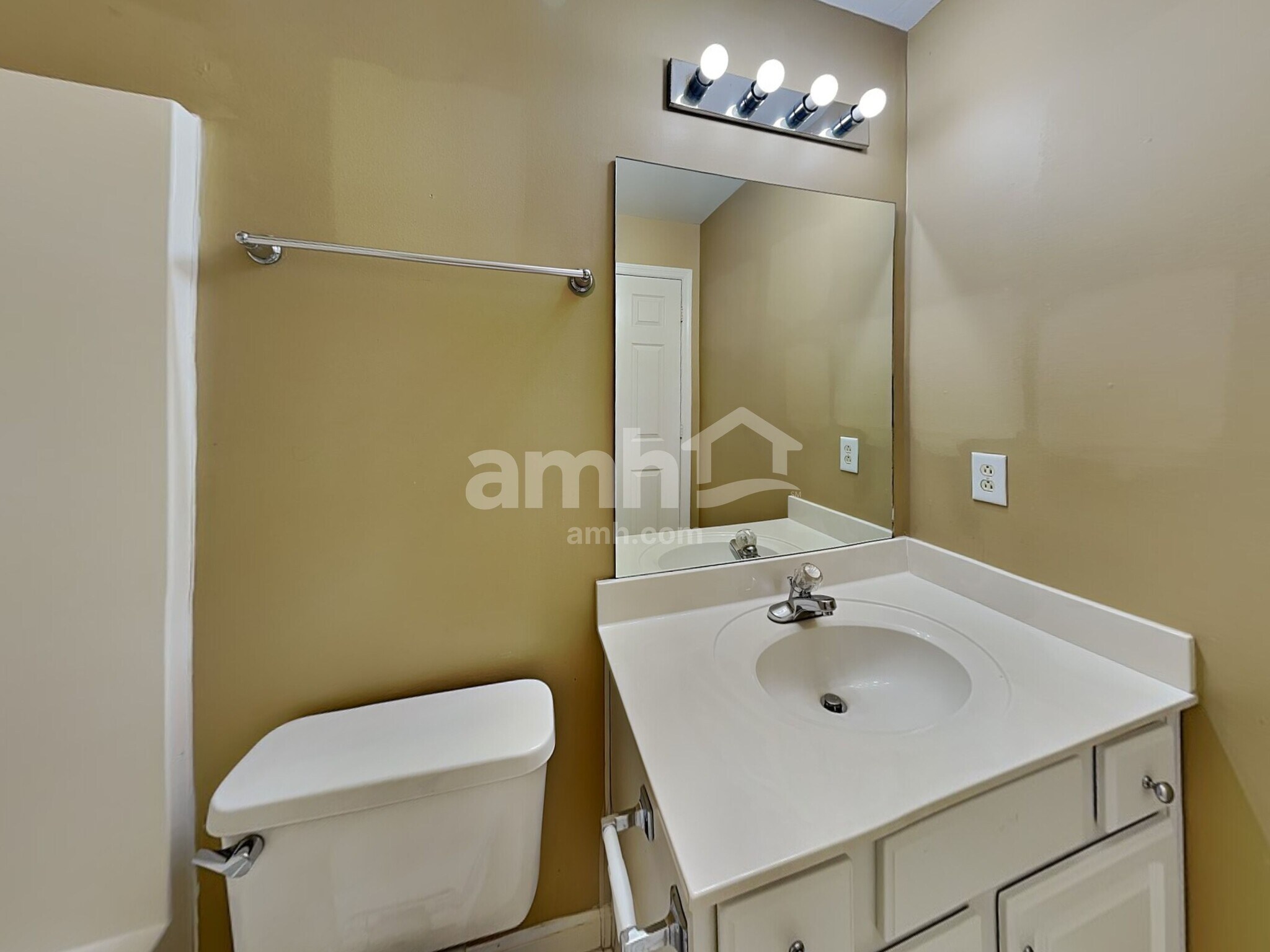 Building Photo - 6544 Broken Bow Dr