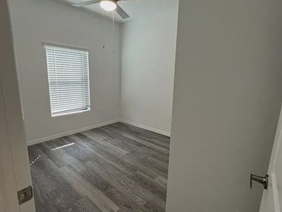 Building Photo - 1153 Oceanic Rd