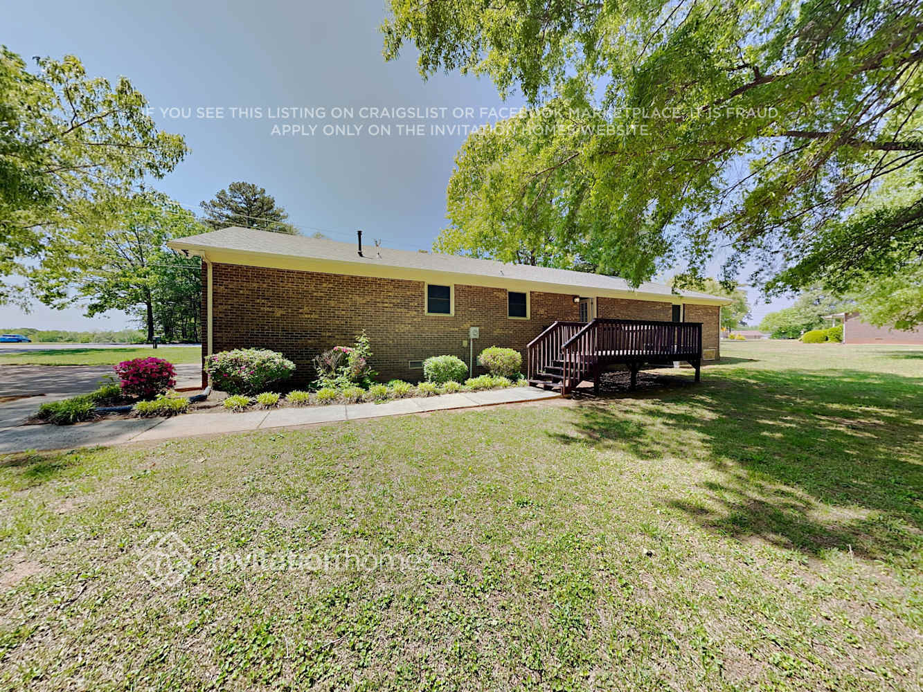 Building Photo - 5504 Hickory Grove Rd