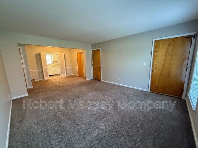 Building Photo - 2212 Steier Ln