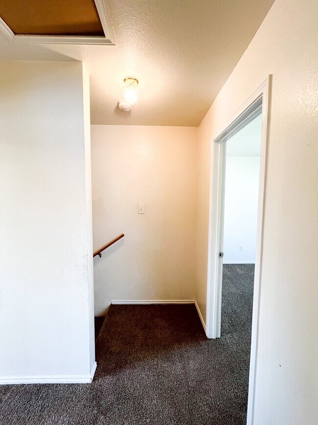 Building Photo - 4207 July Dr