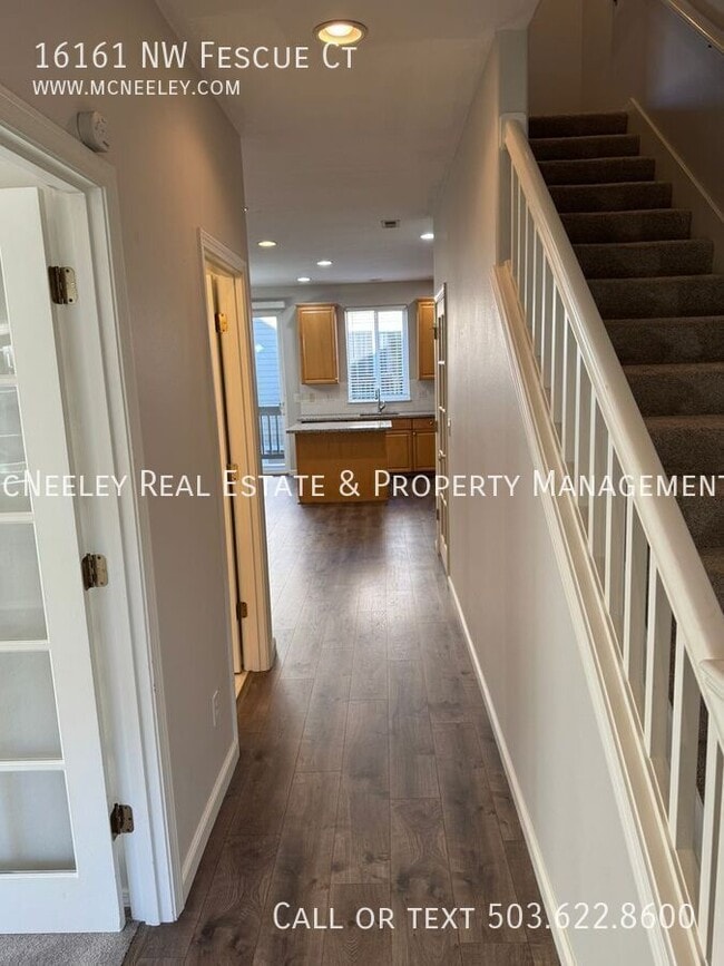 Building Photo - 16161 NW Fescue Ct