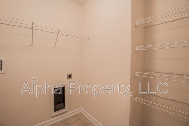 Building Photo - 305 Christiane Way