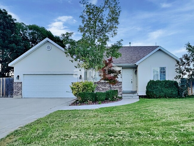 Building Photo - 1659 W 1065 S