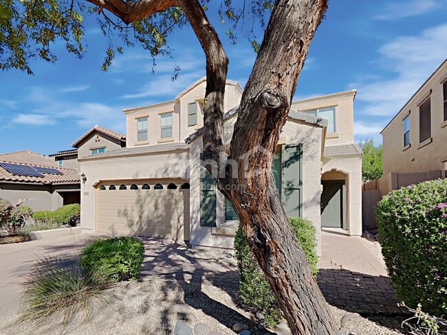 Building Photo - 2324 W Barwick Dr