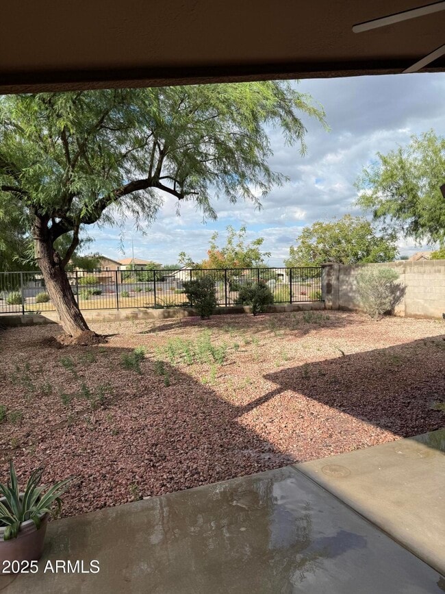 Building Photo - 5418 W Jessica Ln