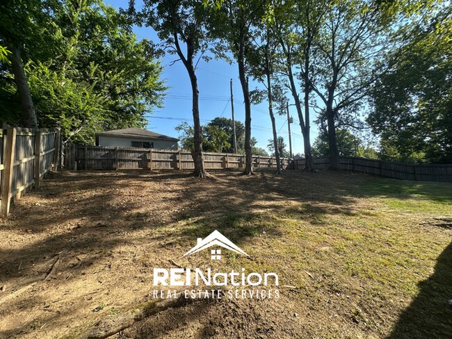 Building Photo - JUST RENOVATED! 4BR/2BA Memphis Stunner | 2-Car Garage & Fenced Yard!