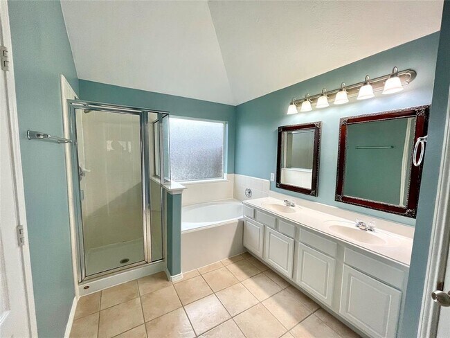 Building Photo - 2526 Sandvalley Way