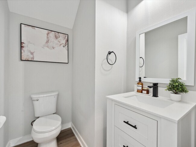 Building Photo - 8411 Berry Brush Ln