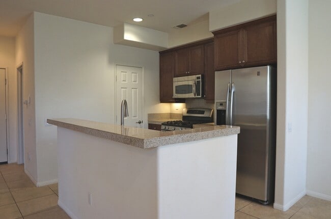 Building Photo - 423 Copper Canyon Rd