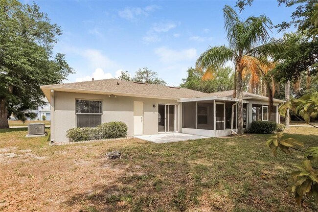 Building Photo - 557 Oak Branch Cir