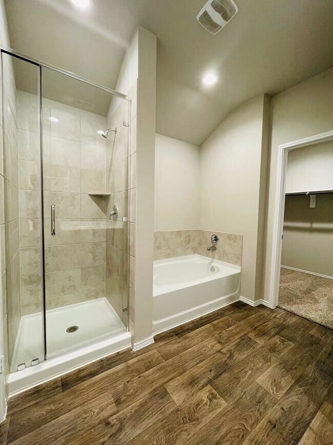 Building Photo - 4438 Salerno Gulf Wy