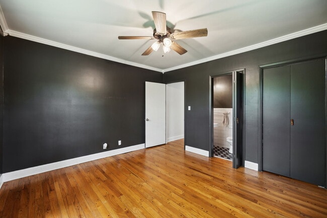 Building Photo - 1155 Ridge Hill Rd