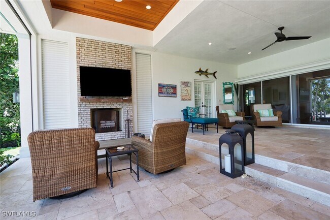 Building Photo - 2201 Beacon Ln