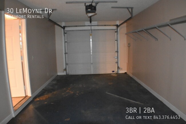Building Photo - 30 Le Moyne Dr