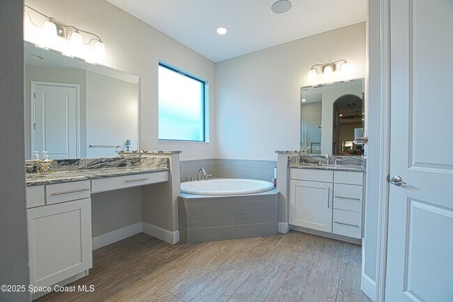 Building Photo - 7699 Kerrington Dr