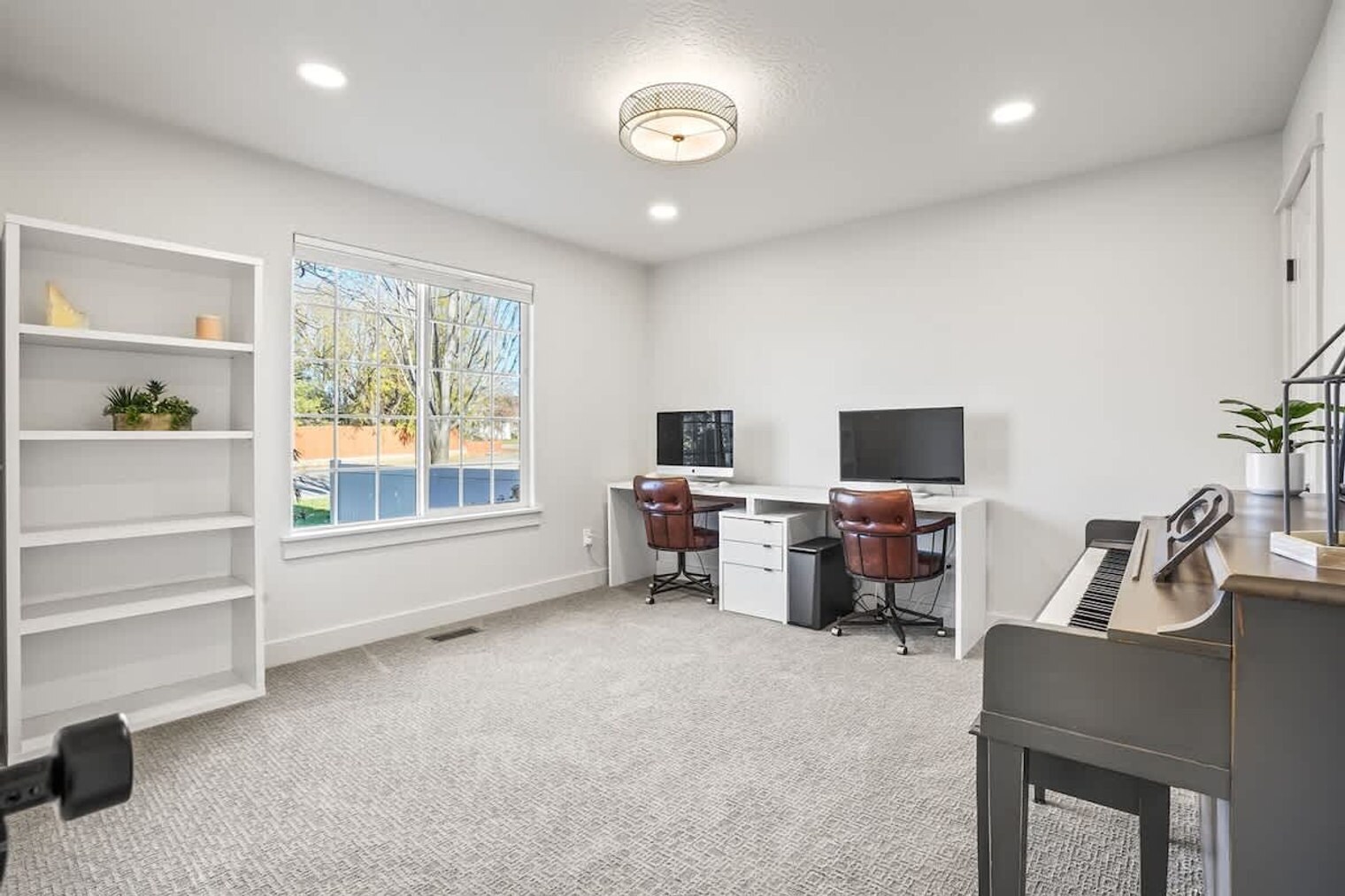 Building Photo - 2673 W Tango Creek Dr