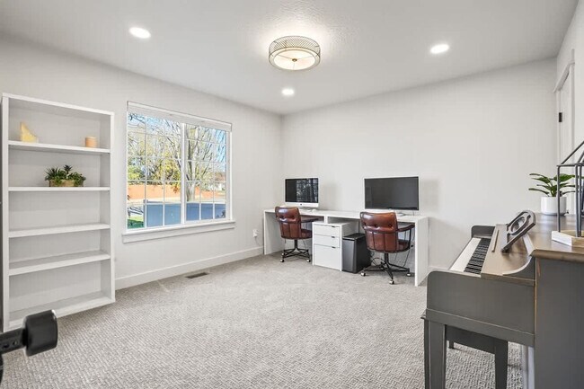 Building Photo - 2673 W Tango Creek Dr