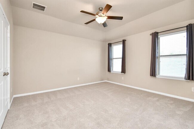 Building Photo - 8139 Heartbrook Field Ln