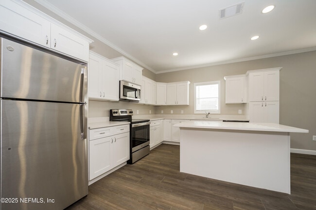 Building Photo - 2939 Fitzgerald St