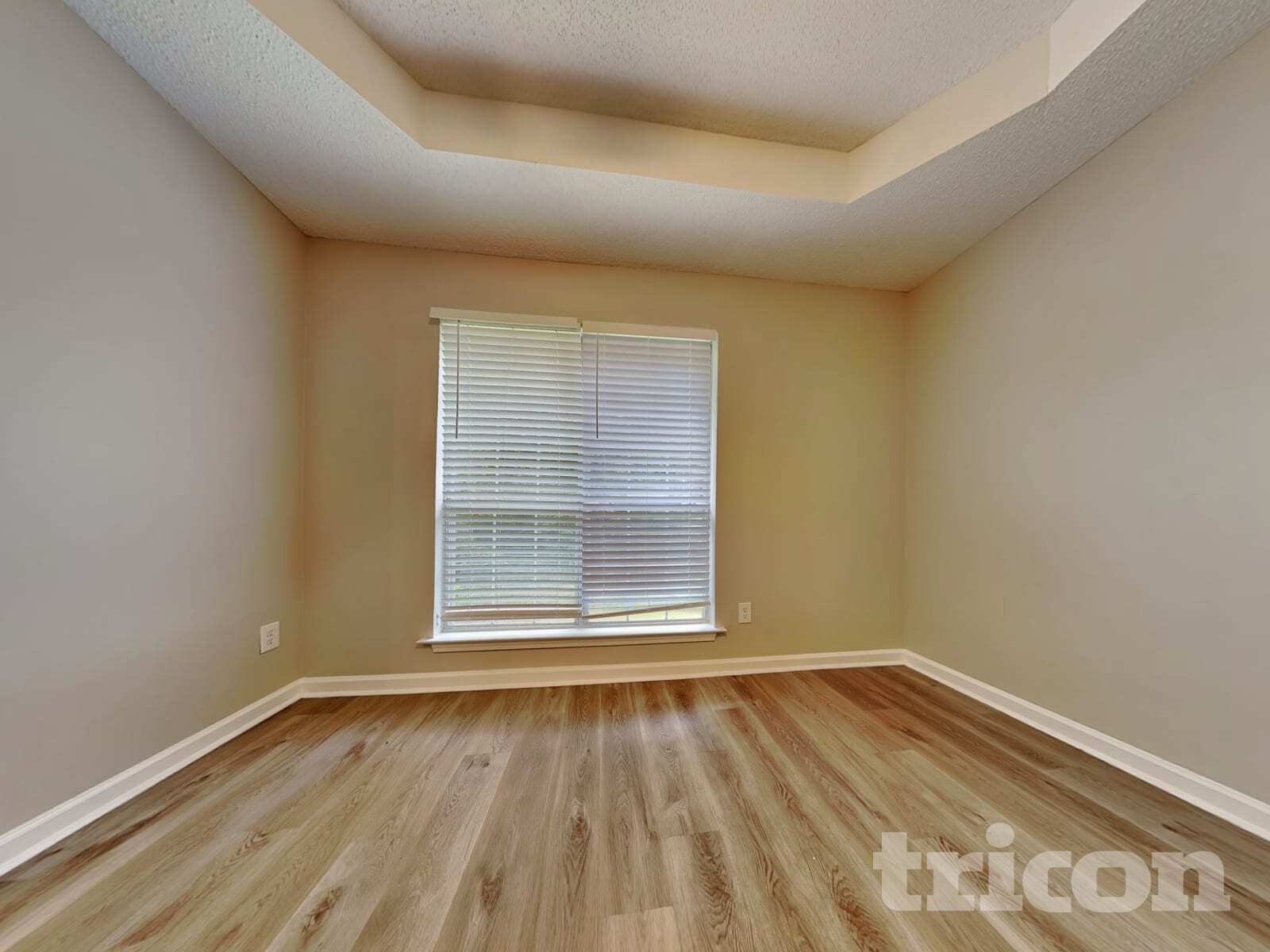 Building Photo - 4050 Monarch Dr