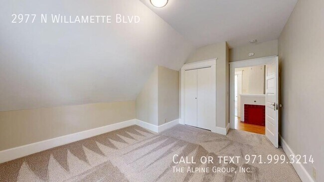Building Photo - 2977 N Willamette Blvd