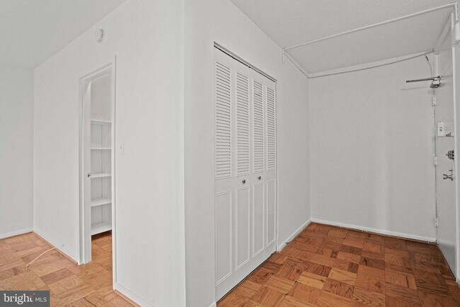 Building Photo - 4242 East-West Hwy