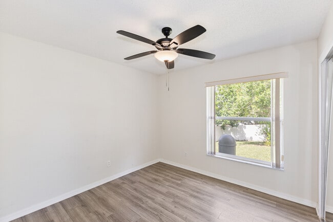 Building Photo - 13219 Pinyon Dr