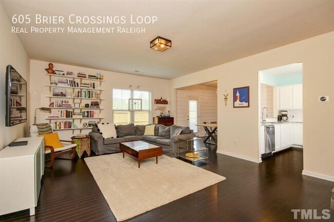 Building Photo - 605 Brier Crossings Loop