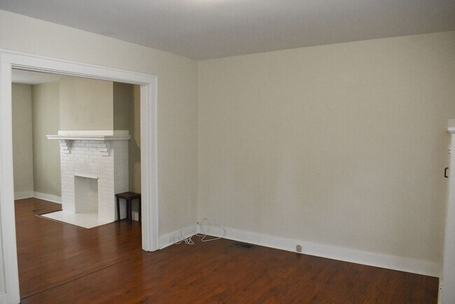 Building Photo - 1629 Nevada St