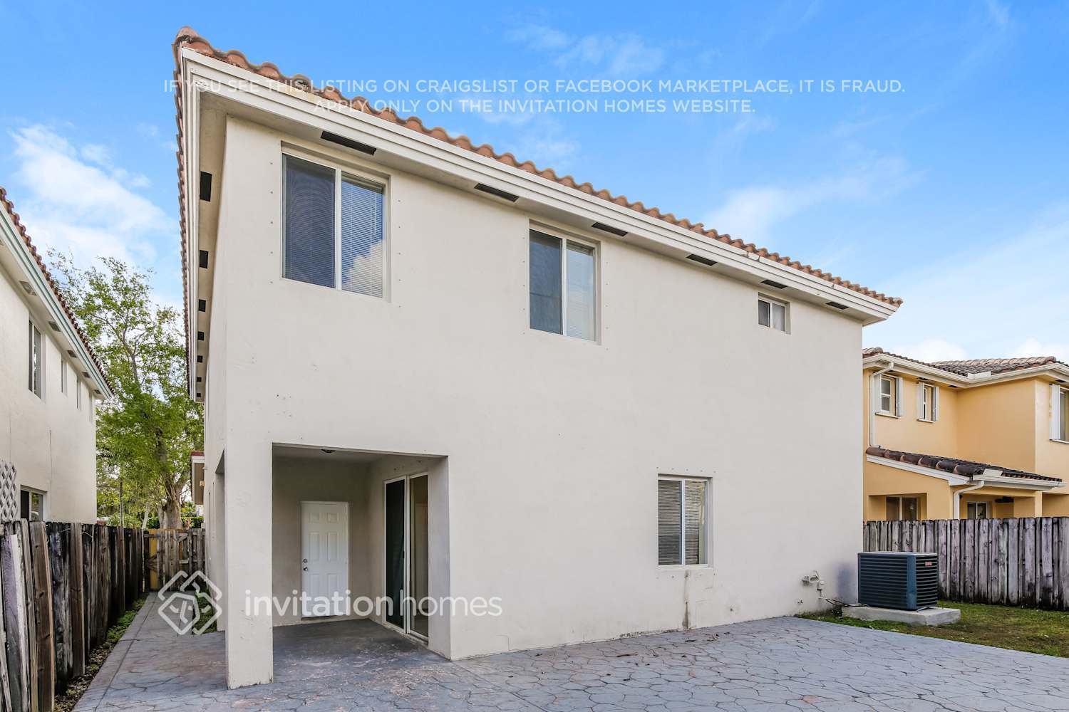 Building Photo - 15374 SW 141st Ct