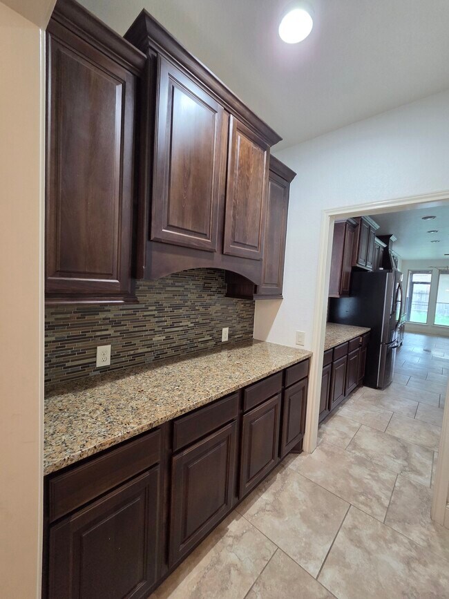 Building Photo - 2810 Auburn Glade Ct