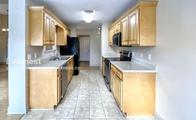 Building Photo - 6065 Gibbs Ln