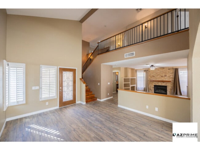 Building Photo - Experience the Pinnacle of Contemporary living in this Gorgeous Phoenix 4/2.5 House!