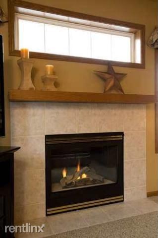 Building Photo - 2 br, 2 bath Townhome - 7845 Autumn Ridge Ave